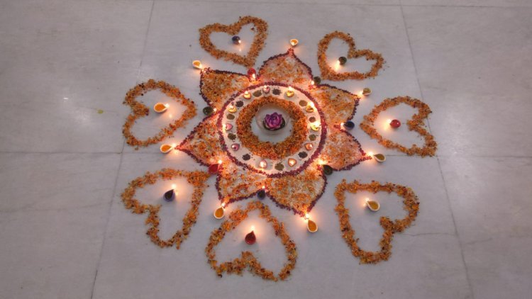 Dhanteras 2023: Worship Lord Kuber & Goddess Lakshmi For Wealth On Nov 10, Following Specific Puja Steps