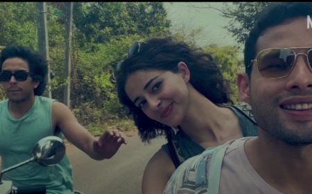 Kho Gaye Hum Kahan Review: Movie Unfolds A Relatable Narrative, Shedding Light On The Dangers Lurking In Cyberspace