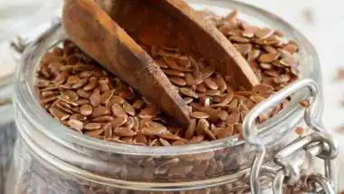 Flaxseed Gel for Skin And Hair: A Natural Moisturizer You Can Make at Home