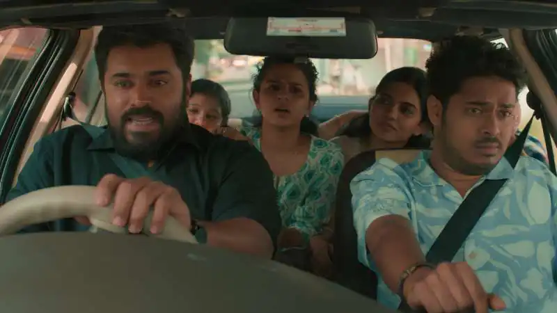 Bethlehem Kudumba Unit Review: Nivin Pauly and Mamitha Baiju Shine In Heartwarming Family Drama