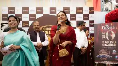 Huma Qureshi Graces Devisa Jewellery Launch In Noida