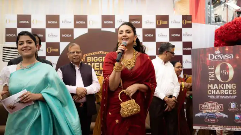 Huma Qureshi Graces Devisa Jewellery Launch In Noida